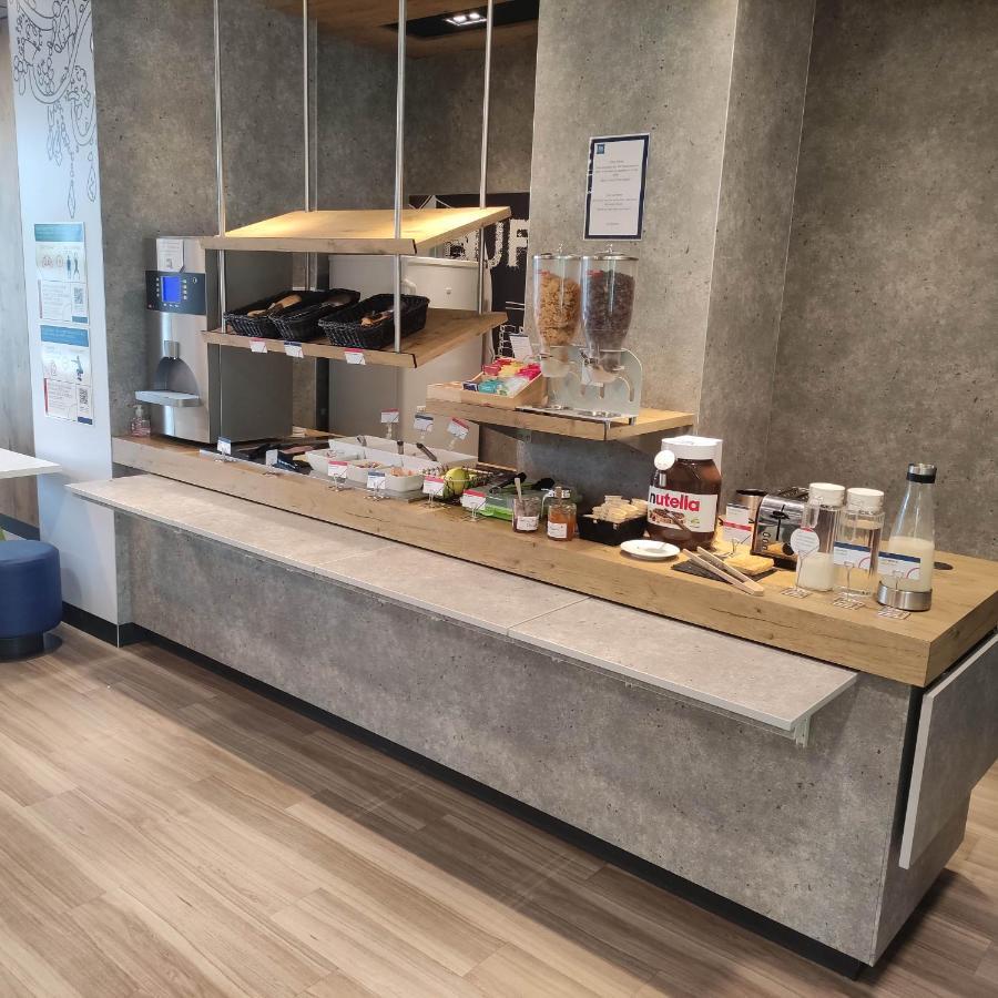 Ibis Budget Tours Centre Gare Et Congres Εξωτερικό φωτογραφία